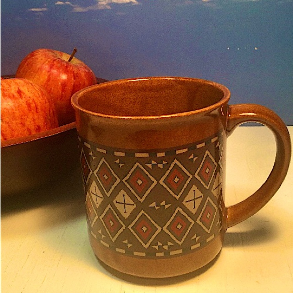 Mug Geometric Patterned vintage boho retro Brown Your new favorite mug!